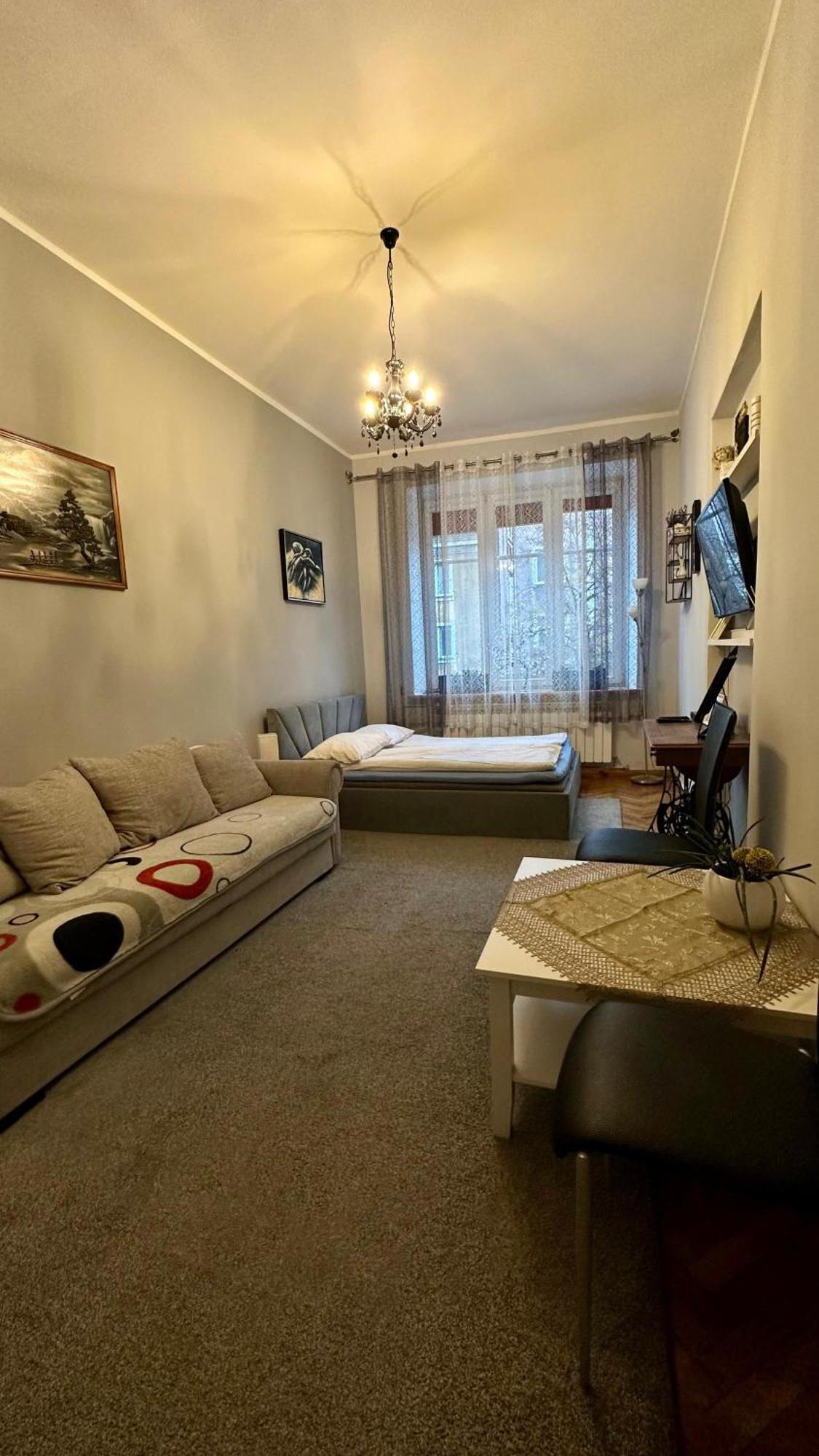 Apartament Przy Dworcu Радом Екстер'єр фото